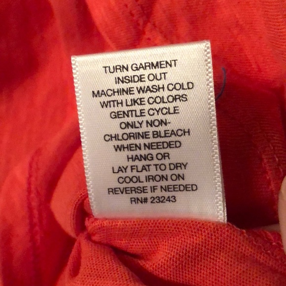 New York and Company NWT Split Neck T-Shirt - Picture 5 of 5